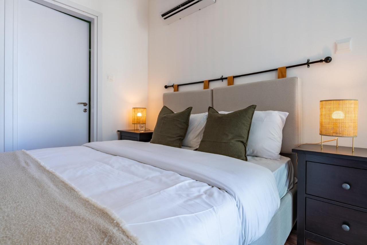 Latte'S Prime 1-Bedroom Apartment In Larnaca Bagian luar foto