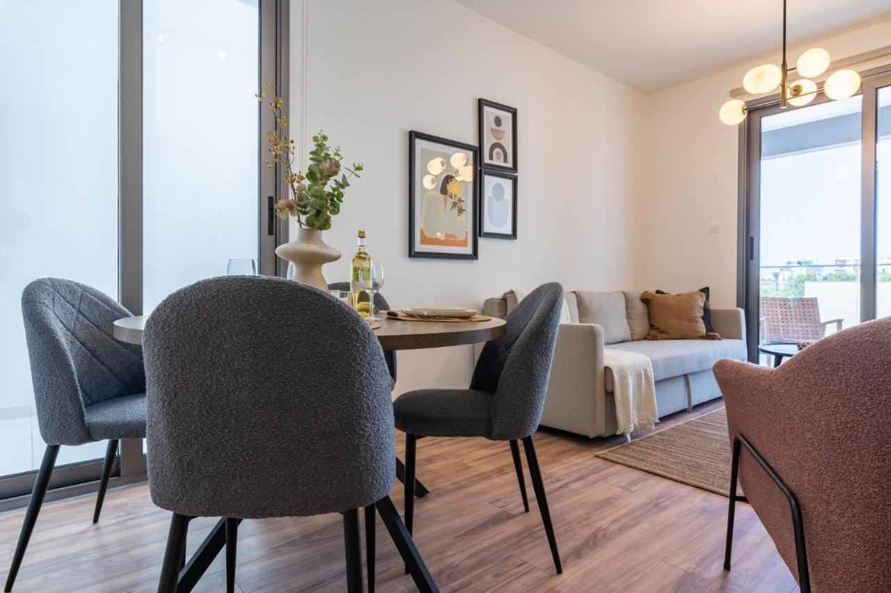 Latte'S Prime 1-Bedroom Apartment In Larnaca Bagian luar foto